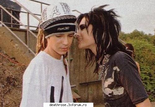 tom relatia bill~lol anii impart totu mai trecut ani banuiesc tom nar stare traiasca fara bill EsCaPe ThE fAtE                        ToKiO HoTeL